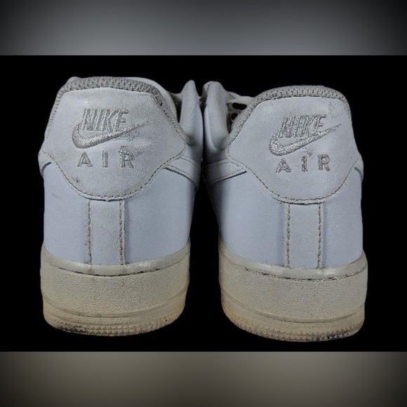 Nike Air Force 1, Mens 11, White Sneakers - Picture 3 of 6